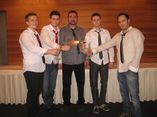 Bralce Pomurec.com so najbolj navdušili Energy ter Hand in mine